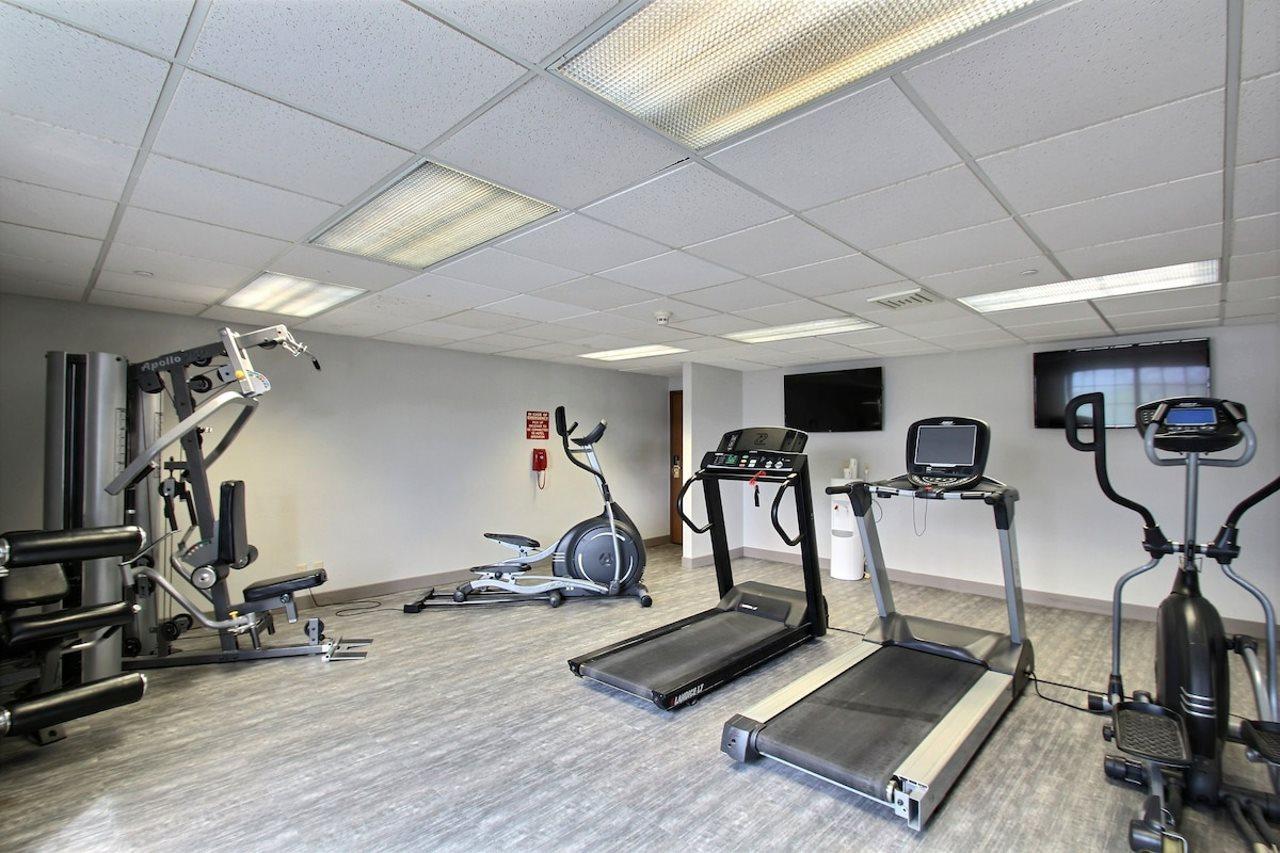 מלון Baymont By Wyndham Madison West/Middleton Wi West מראה חיצוני תמונה